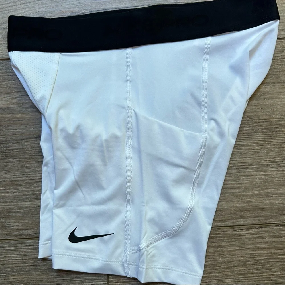 Nike pro men